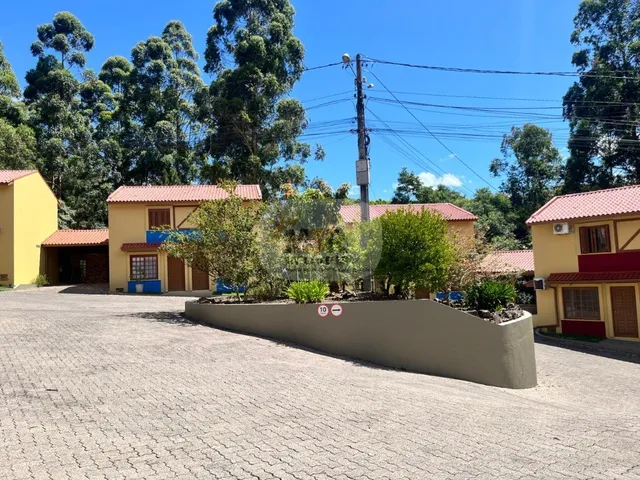 Imagem 5: Sobrado em Condomínio Nova Petrópolis | 3 Dormitórios no Bairro Piá