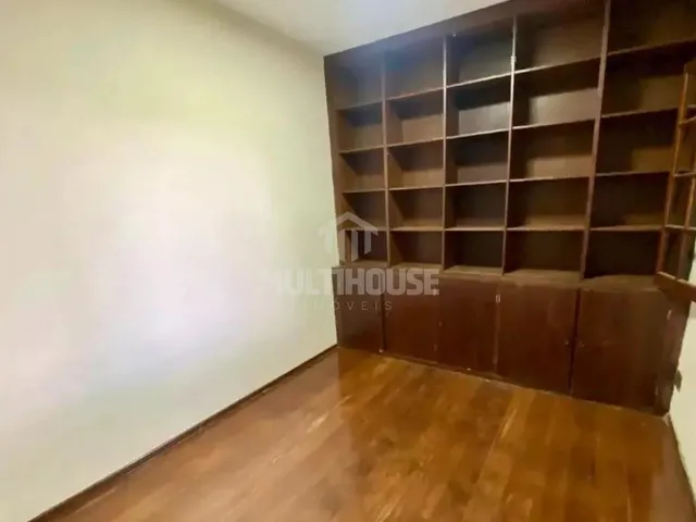 Imagem 15: Casa para alugar no bairro Bandeirantes com 453m , 4 quartos e 10 vagas