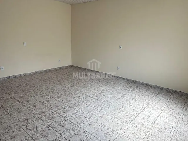 Imagem 5: Casa com 4 quartos, 1 suíte e 1 vaga grande no bairro Ouro Preto