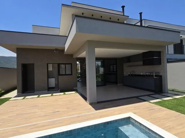 Imagem: Casa de Alto Padrão no Condomínio Vista