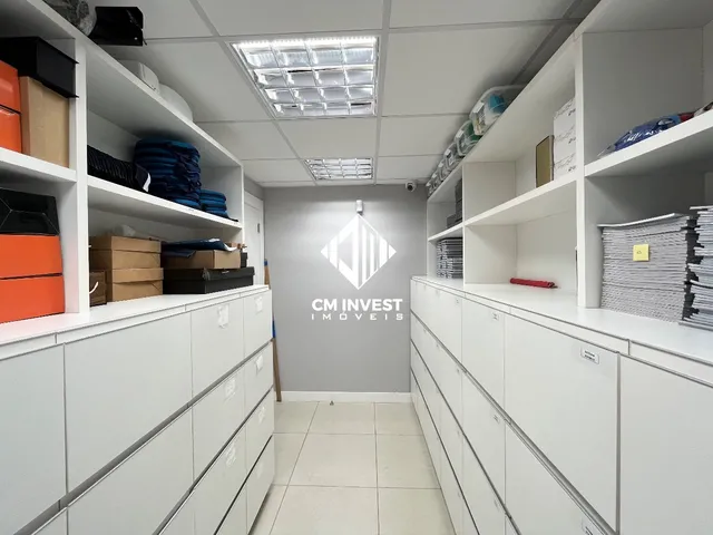 Imagem 12: Sala Comercial à Venda com Contrato de Locação Ativo, no Centro de Florianópolis