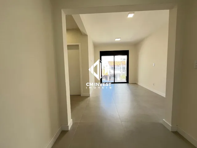 Imagem 10: Imóvel Alto Padrão São José SC - 3 Quartos, Suíte com Closet e Acabamento Premium