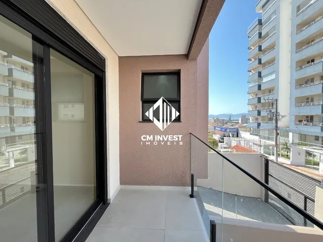 Imagem 13: Imóvel Alto Padrão São José SC - 3 Quartos, Suíte com Closet e Acabamento Premium