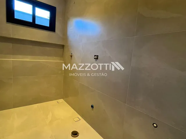 Imagem 6: CASA NOVA, TERREA, COM 3 SUITES, PISCINA, BAIRRO CIDADE ALTA MEDIANEIRA PR