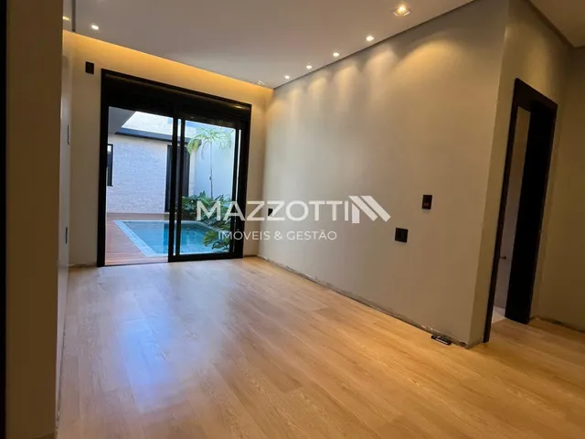 Imagem 9: CASA NOVA, TERREA, COM 3 SUITES, PISCINA, BAIRRO CIDADE ALTA MEDIANEIRA PR