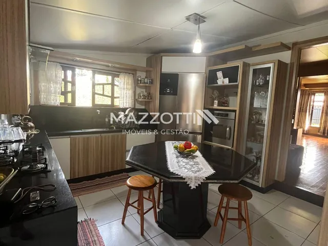 Imagem 8: CASA MISTA, COM TRES QUARTOS NO JARDIM FLORIDO, EM MEDIANEIRA - PR
