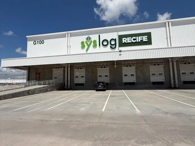 Imagem: 3 Módulos Integrados - 12.000 m² Estrutura