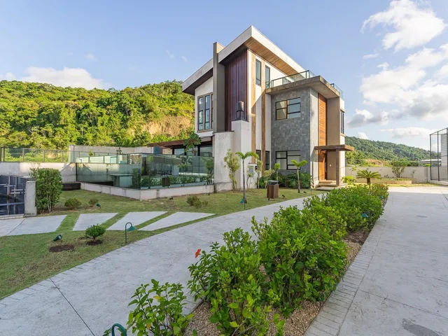 Imagem: CONDOMÍNIO RESIDENCIAL DUETTO - CASA TRIPLEX