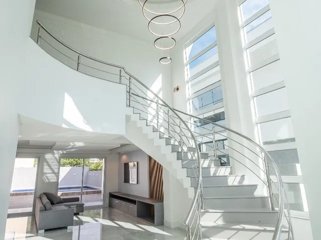 Imagem 6: CASA MOBILIADA - 05 SUÍTES - ALTO PADRÃO - COM 400M² PRIVATIVOS - NO CONDOMÍNIO HARAS