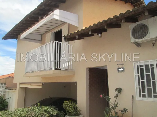 Imagem: A casa possui 4 Dormitórios, 4 Suítes, 5 Banheiros, 4