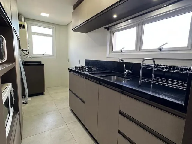 Imagem 12: Apartamento térreo à venda com dois dormitórios, sendo um deles uma suíte. Bairro