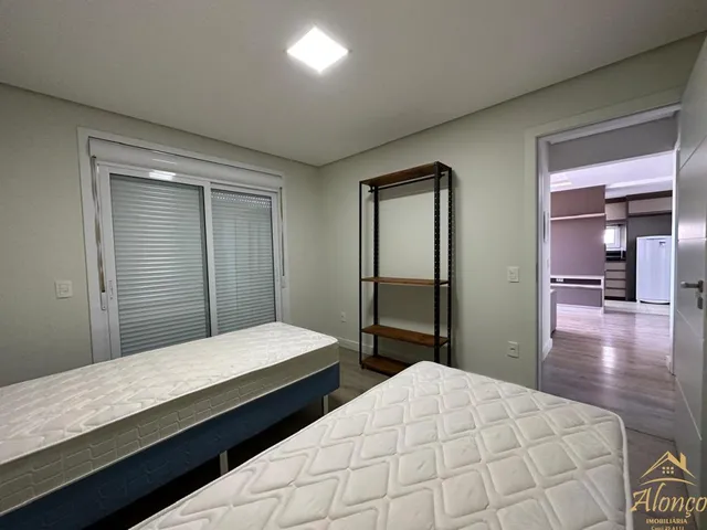 Imagem 15: Apartamento térreo à venda com dois dormitórios, sendo um deles uma suíte. Bairro