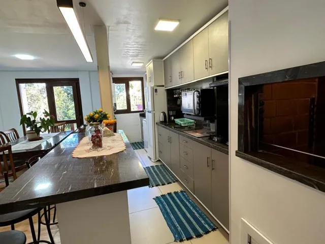 Imagem 7: Apartamento de cobertura à venda com três dormitórios, sendo uma suíte, bairro
