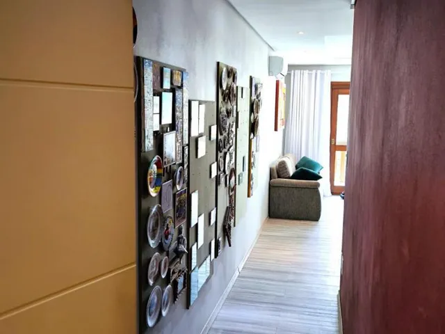 Imagem 4: Apartamento à venda todo mobiliado com dois dormitórios sendo uma suíte. Bairro