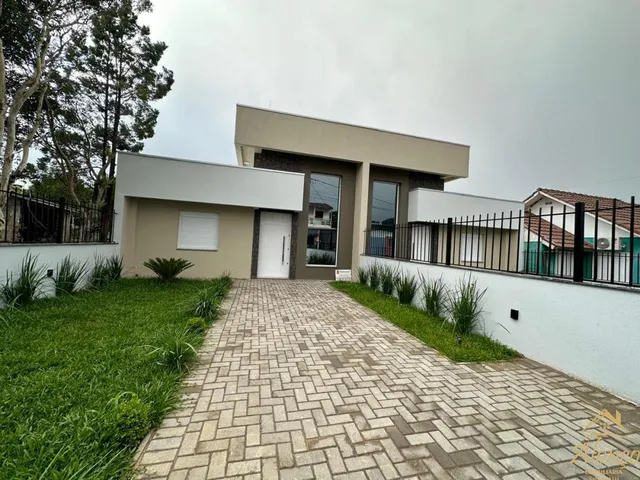 Imagem 2: Duas casas de três dormitórios sendo um suíte no bairro Germânia em Nova Petrópolis
