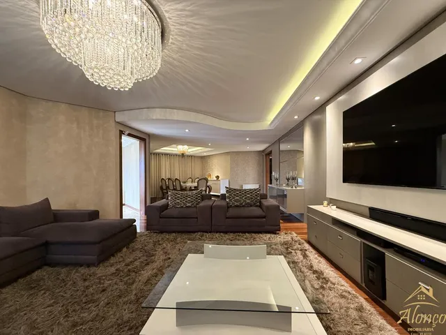 Imagem 9: Deslumbrante casa à venda com quatro suítes, no Centro de Nova Petrópolis RS!