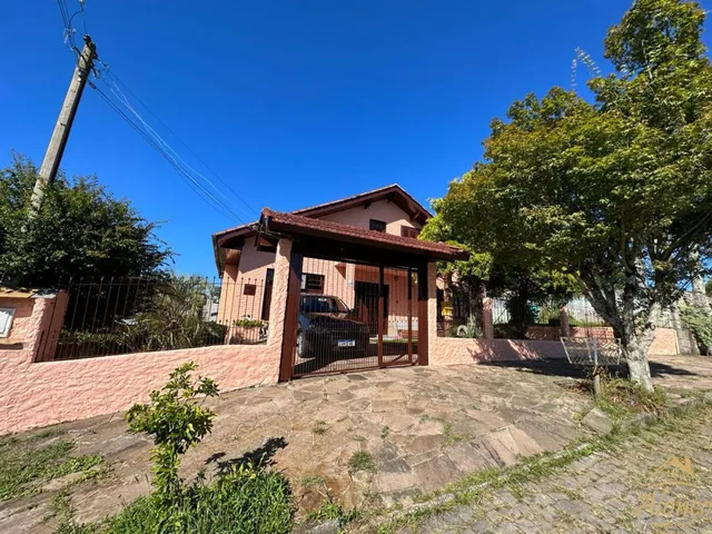 Imagem: Casa com Três Dormitorios, no Bairro Pousada