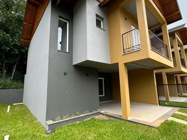 Imagem 7: Sobrado com três dormitórios sendo uma suíte. Bairro Recanto do Sossego, Nova