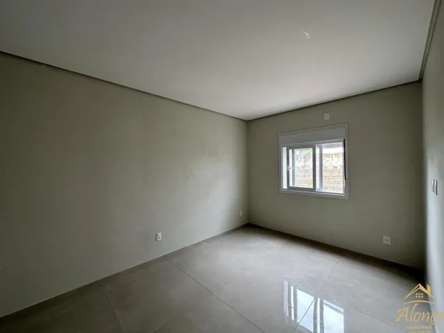 Imagem 12: Casa Mobiliada com três dormitórios sendo uma suíte. Bairro Vila Germânia, Nova