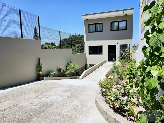 Imagem: Casa Alto Padrão Reformada, pronta para
