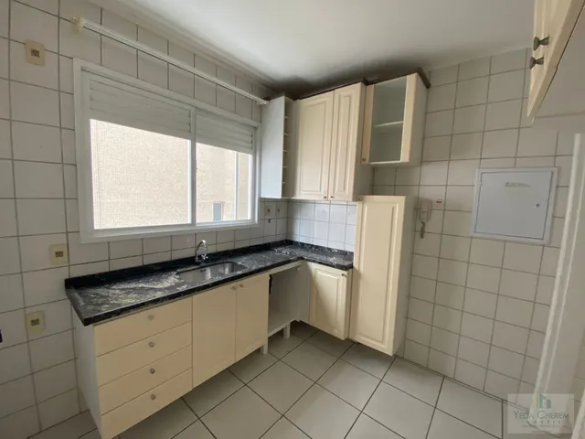 Imagem 4: Apartamento de 2 dormitórios no Centro de Floripa