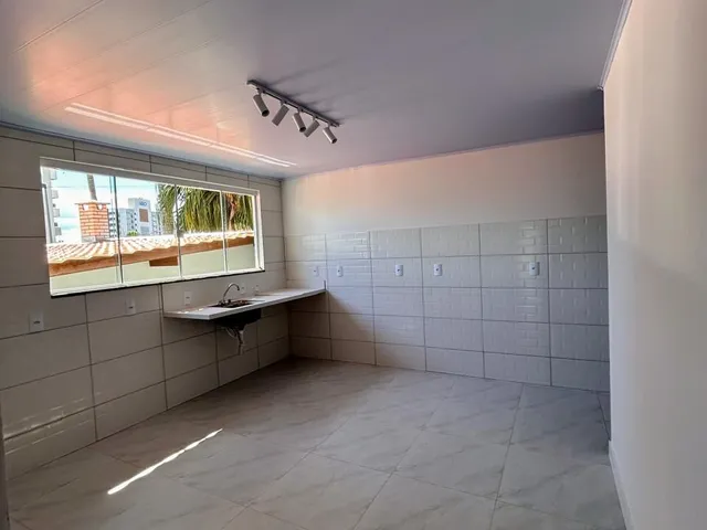 Imagem 4: Casa a venda no bairro Basrreiros São José SC