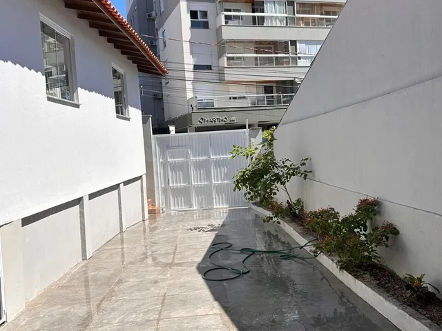 Imagem 13: Casa a venda no bairro Basrreiros São José SC
