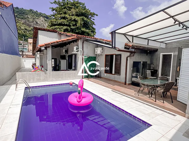 Imagem 1: Casa Linear reformada para locação no Anil Jacarepagua com 3 quartos sendo 01 suite em