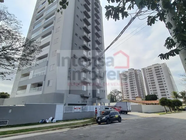 Imagem: O apartamento possui 2 Dormitórios, 1 Suíte, 2 Banheiros,