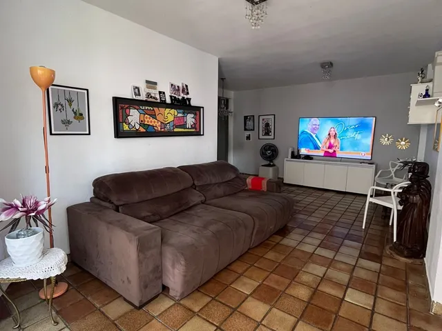 Imagem: O apartamento possui 3 Dormitórios, 1 Suíte, 3 Banheiros,