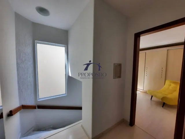 Imagem 15: Sobrado em condomínio fechado, com 3 dormitórios, suíte e com excelente pátio!