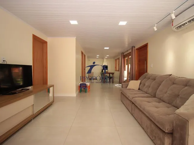 Imagem: Casa térrea 3 dormitórios com amplo pátio!