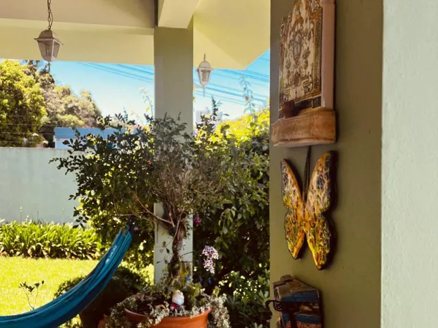Imagem 7: Casa Sobrado com Piscina e Amplo Terreno
