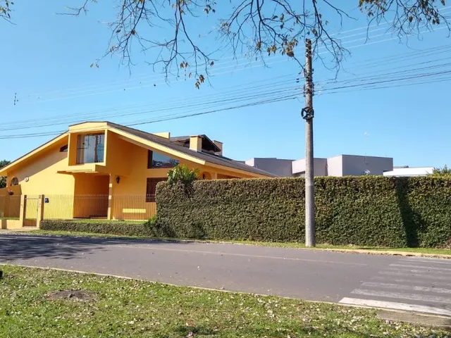 Imagem: Casa Sobrado com 5 Dormitorio(S) Localizado(A)