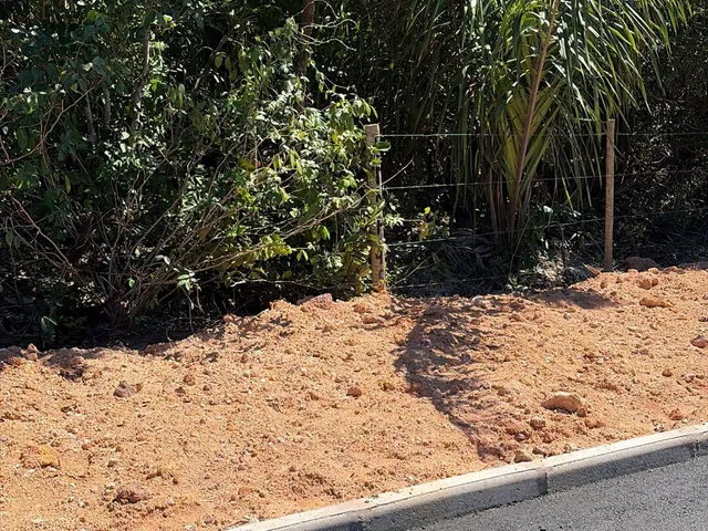 Imagem 3: Terreno 1.550m2 - Loteamento Dunas de Praia do Forte - Avenida Pavimentada