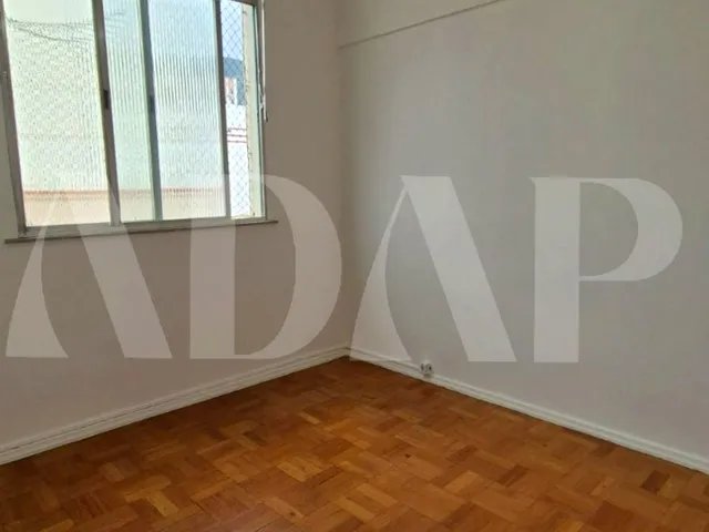 Imagem 6: Apartamento à venda na Tijuca, 3 quartos, 1 sala, 2 banheiros, 1 vaga de garagem, 90,00