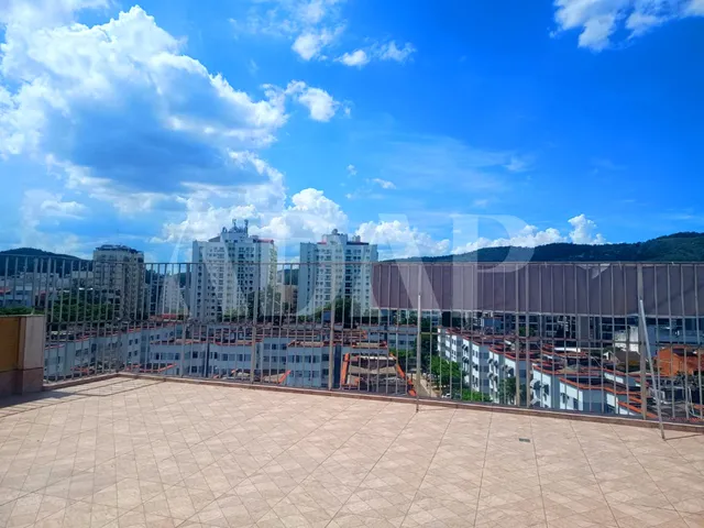 Imagem 3: Cobertura com 3 quartos e 2 suítes na Freguesia, Rio de Janeiro - 350m² de