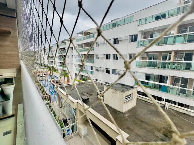 Imagem 9: Apartamento de 3 Quartos com Suíte e 2 Vagas de Garagem À Venda em Vargem Pequena, Rio de Janeiro-Rj