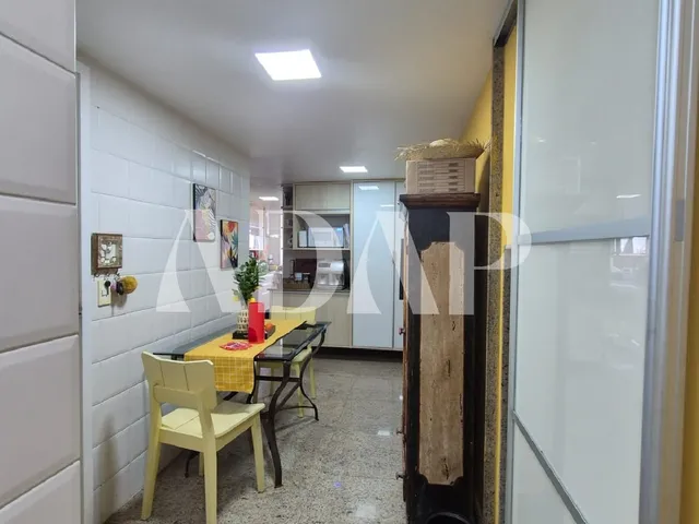 Imagem 7: Cobertura Duplex na Barra da Tijuca - 5 Quartos, 2 Suítes, 3 Salas, 6 Banheiros, 3 Vagas