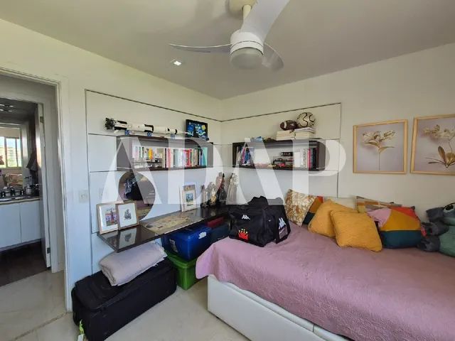 Imagem 11: Cobertura Duplex na Barra da Tijuca - 5 Quartos, 2 Suítes, 3 Salas, 6 Banheiros, 3 Vagas