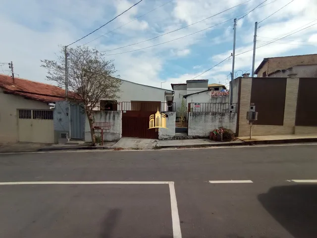 Imagem 2: CASA A VENDA CENTRO ESMERALDAS/MG R$230.000,00