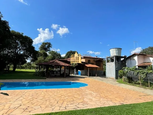 Imagem 1: OPORTUNIDADE ÚNICA SÍTIO COMPLETO À VENDA PRÓXIMO AO RIO PARAOPEBA - R$650.000,00