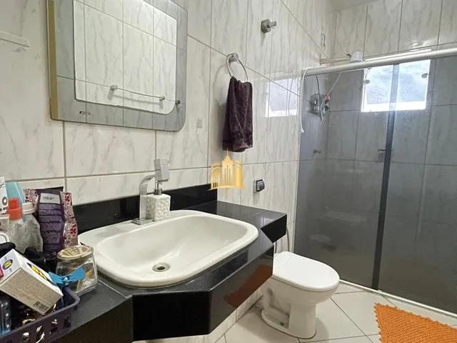 Imagem 5: Complexo Imobiliário Centro Esmeraldas ? 2 Lojas + 2 Apartamentos, 465m² Construídos ?