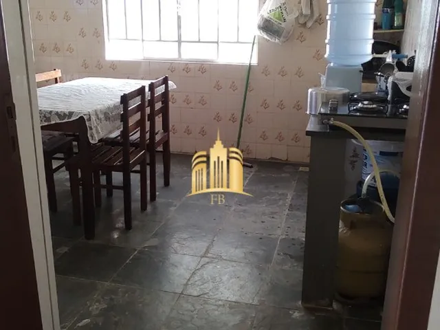 Imagem 9: Sítio Completo à Venda ? 5.000m² com Piscina e Área Gourmet