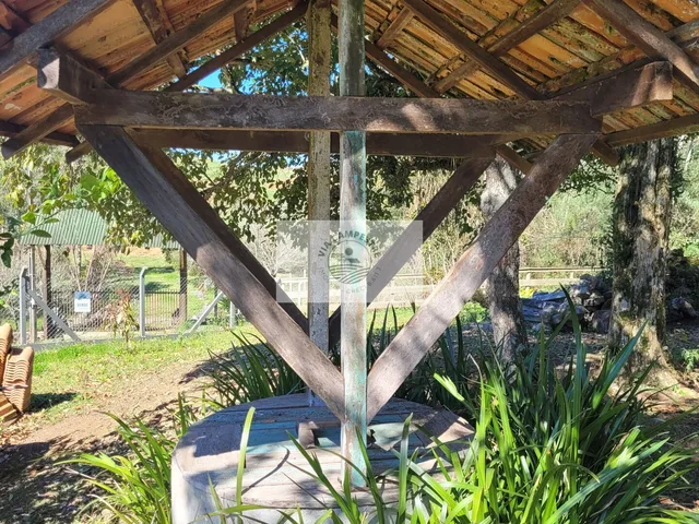 Imagem 3: Sítio em Avenquinha, com uma linda casa com 3 quartos, terreno 9.000 m² escriturado