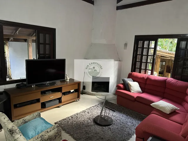 Imagem 3: Sítio com residência colonial, 3 quartos, escriturado, 20.200 m², com riacho, analisa