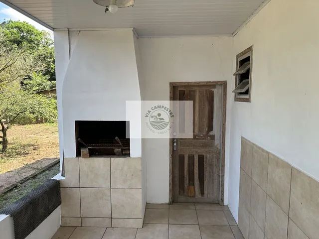 Imagem 9: Sítio com 3.513 m², casa com 2 quartos, amplo rancho, frente para o asfalto