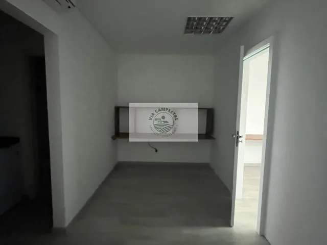 Imagem 2: Sala comercial com 31,08 m², na Rua Max Colin, bairro América, com vaga de garagem