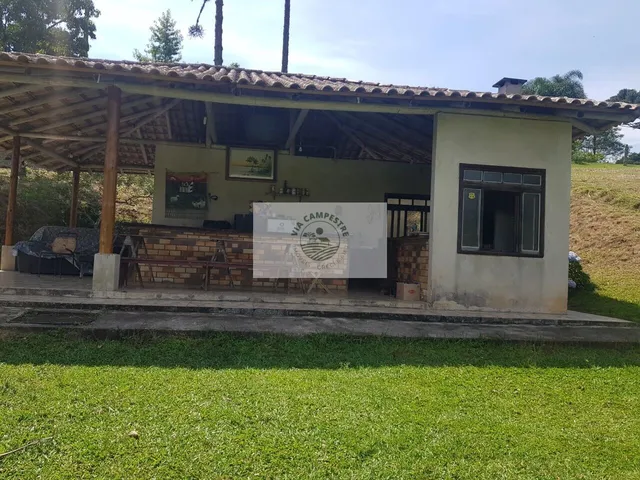 Imagem 10: Sítio com 143.000 m², com chalé, casa de caseiro, ranchos e casa inacabada, imóvel