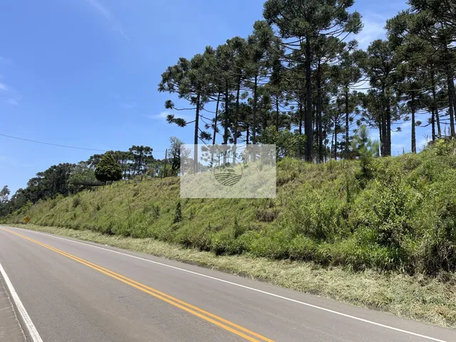 Imagem 6: Terreno para sítio com 1.800 m², lugar alto, de esquina, frente para o asfalto